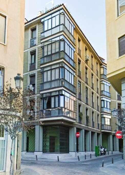 Un Elegante Piso Para Descubrir Madrid Buitenkant foto