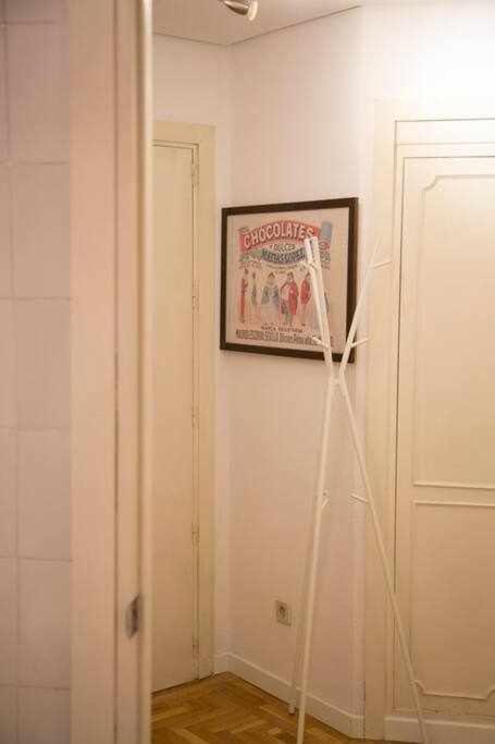 Un Elegante Piso Para Descubrir Madrid Buitenkant foto