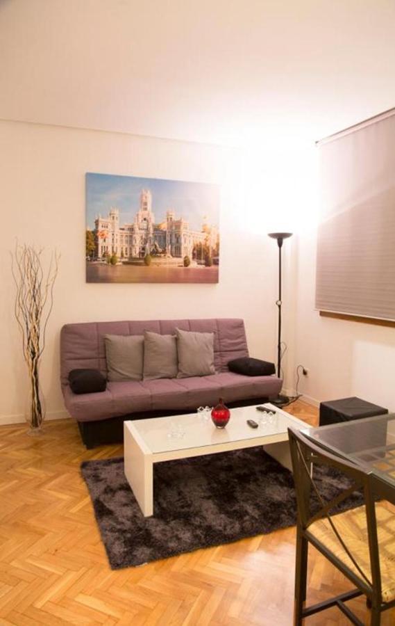 Un Elegante Piso Para Descubrir Madrid Buitenkant foto