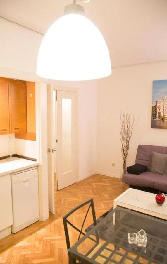 Un Elegante Piso Para Descubrir Madrid Buitenkant foto